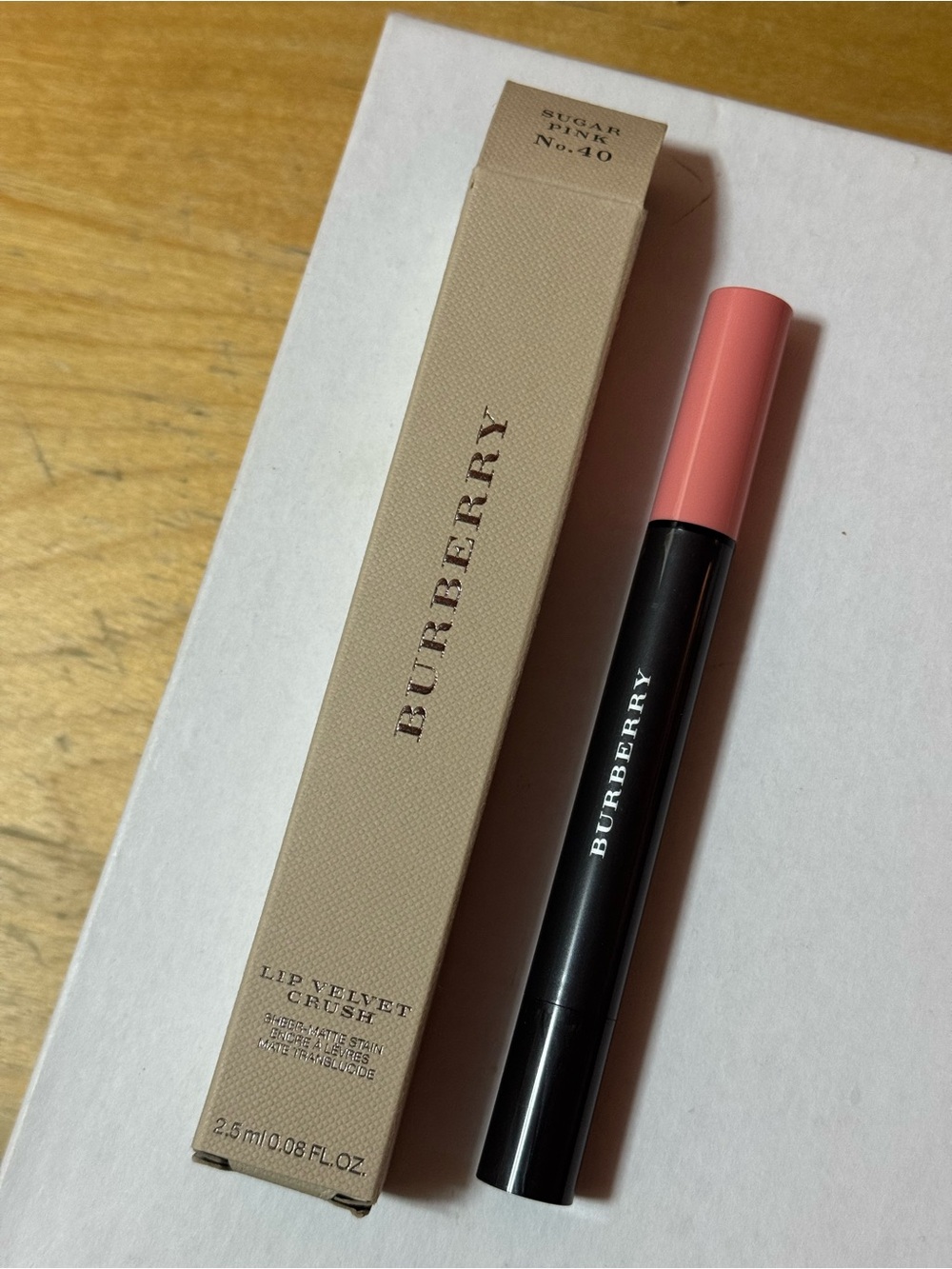 NIB Burberry Lip Velvet Crush Sheer Matte Stain - 40 Sugar Pink (Discontinued)